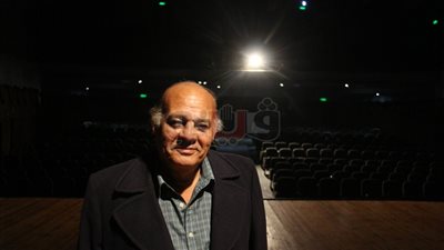 محمد زيان أقدم ملقن مسرحي: كبار الفنانين مثل سمير غانم وأحمد بدير يطلبونني بالاسم