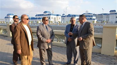 محافظ الإسماعيلية يتفقد تطوير المحاور المرورية (صور)