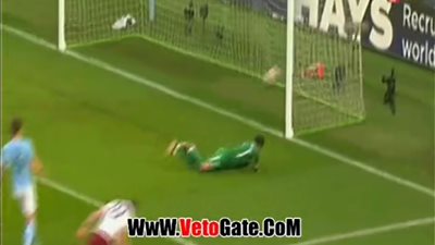 مانشستر سيتي يتأخر بهدف أمام بيرنلي بالشوط الأول (فيديو)