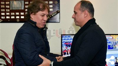 المدير التنفيذي لـ«الأهلي» يستقبل ثروت سويلم لترتيب إجراءات القمة