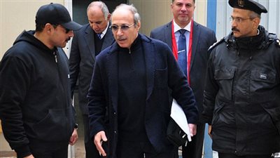 «تويتر» يحتفل باسترداد ملايين «العادلي».. وائل غنيم: «الفساد في مصر متسستم».. كمال خليل: «أسرق وبعدين ابقى فكر في التصالح».. العجمي: «مش بعيد نشوف حبيب الع