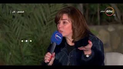 إلهام شاهين: صورة العذراء مريم في البيت حماية (فيديو)