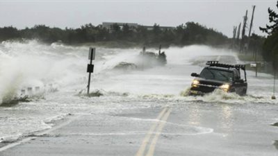 عاصفة تضرب فرنسا وتكبدها خسائر بـ200 مليون يورو