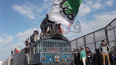 بالفيديو.. لحظات اقتحام ألتراس المصرى 