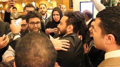 وليد منصور: استقبال تامر حسني في الكويت لا يوصف