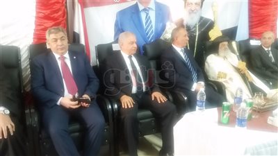 «البحر الأحمر».. تهنئ الأقباط بعيد الميلاد بكنيسة شنودة (صور)