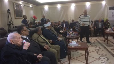 قيادات أسوان يتوافدون على الكنائس للتهنئة بعيد الميلاد (فيديو)