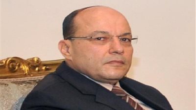 النائب العام يغادر مكتبه لحضور لقاء الرئيس بمجلس الشورى