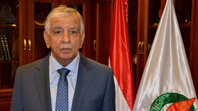 وزير النفط العراقي: بدء تصدير خام كركوك لإيران قبل نهاية يناير