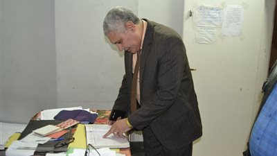 إحالة طبيبين للتحقيق لتغيبهما عن العمل بشبرا الخيمة (صور)