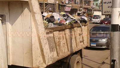 بالصور.. «الزقازيق» تطبق منظومة الجمع المنزلي للقمامة