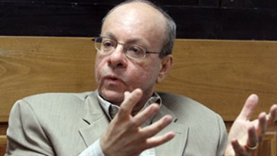 وحيد عبد المجيد: قانون الخدمة سقط بمجرد تصويت البرلمان بالرفض