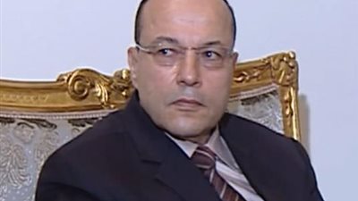 بالأسماء.. 26 وزيرًا ومسئولًا على قائمة الممنوعين من السفر فى قضية 