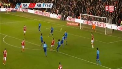 نوتينجهام فورست يتقدم على «أرسنال» 1/2 بالشوط الأول (فيديو)