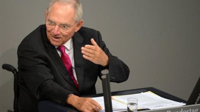 شويبله يستبعد تأثير أزمة اليورو على الاقتصاد الألمانى في 2013