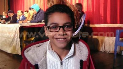 نجل «إنتصار» يسأل نجوم «حوش بديعة» عن مدى نجاحهم مقارنة بمسرح مصر