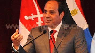 السيسي يلتقي رئيس بنك التنمية الأفريقي بأديس أبابا