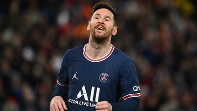 غموض مستقبل ميسي مع باريس سان جيرمان 
