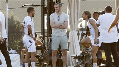رغم الرحيل.. بيل يزور تدريبات ريال مدريد في الولايات المتحدة
