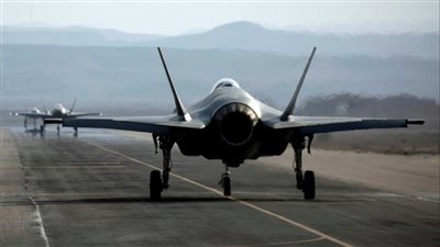 اكتشاف عطل في مئات الطائرات الحربية الأمريكية