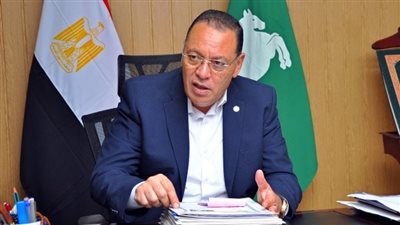 محافظ الشرقية: التزام الورش والمحال بمواعيد الفتح والغلق بالتوقيت الصيفي