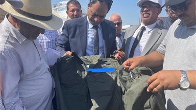 إحباط محاولة تهريب 10 آلاف كتر وأسلحة وأفرولات بجمارك السخنة