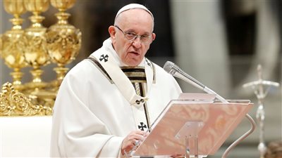 البابا فرانسيس يصف ما حدث في المدارس الداخلية للسكان الأصليين الكنديين بـ