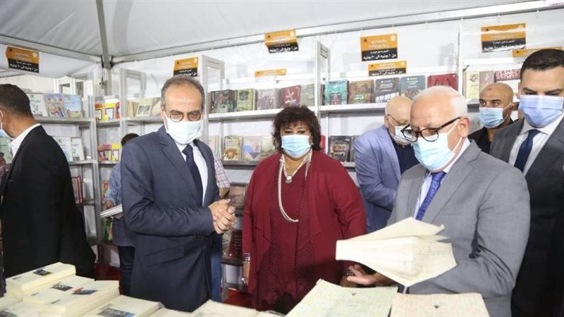 جانب من المعرض