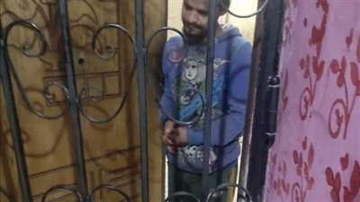 مفاجأة بواقعة احتجاز شابين لشقيقهما الكفيف داخل شقة ببولاق الدكرور