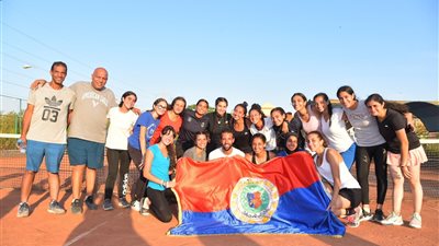 للعام الثالث على التوالي.. نادي الصيد يتوج بدوري التنس للسيدات | صور