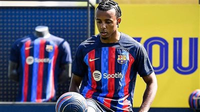 الفرنسي جوليس كوندي.. برشلونة يقدم آخر صفقاته لوسائل الإعلام 