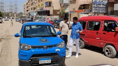 ضبط 24 سيارة لمخالفة تعريفة المواصلات بالمريوطية في الجيزة | صور