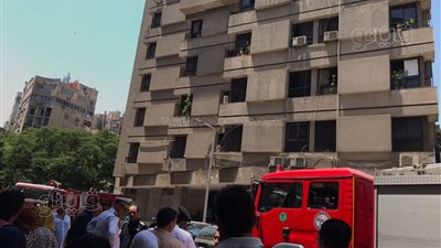 إخماد حريق الشهر العقاري بالدقي.. والمعاينة: ماس كهربائي السبب