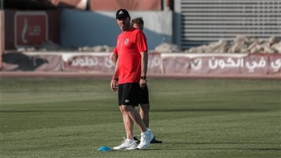 متابعة خاصة من سواريش لحارس فاركو 