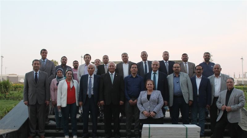 الجامعة الاهلية بالعبور