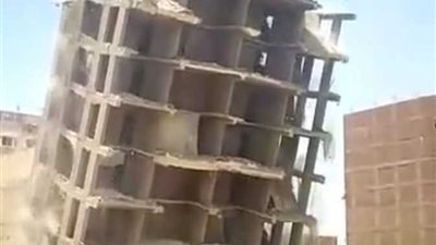 إزالة 6 عقارات متعارضة مع مسار محور الفريق كمال عامر ببولاق | فيديو 