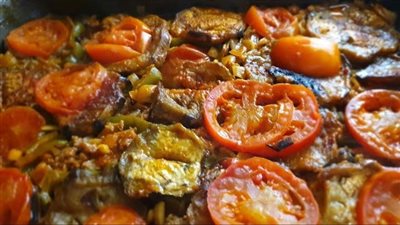 طريقة عمل المسقعة بالبطاطس واللحمة المفرومة