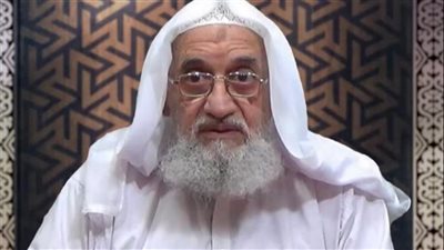 أيمن الظواهري حياة معقدة وموت مثير.. من طبيب عيون لـ أخطر إرهابي في العصر الحديث 