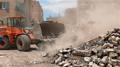 إزالة 34 حالة تعد بالبناء المخالف بمركزي مغاغة وبني مزار في المنيا