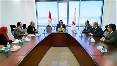 عبد الغفار يبحث مع ممثلي هارفارد التوسع في البرامج التدريبية للأطباء