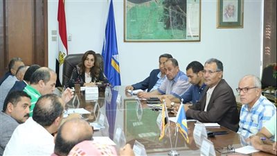 محافظ دمياط تتابع الموقف التنفيذى بمشروع تطوير المناطق غير المخططة 