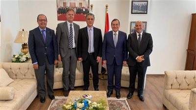 قريبا.. افتتاح محطات جديدة تابعة لشركة موبيل في مصر