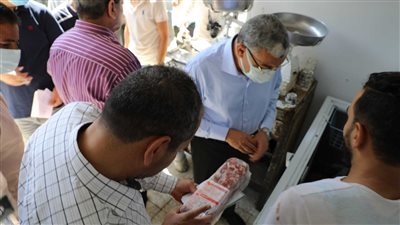 غلق مخبز مخالف خلال جولة ميدانية لمحافظ المنيا 