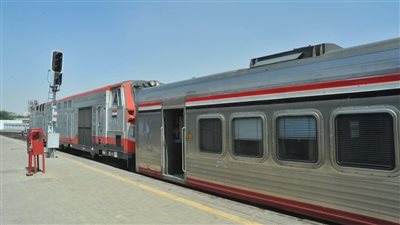 تخفيض سرعة القطارات في مداخل القرى والمزلقانات 