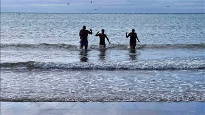 بعثة مصر تخوض أول تدريب بإنجلترا استعدادا لتحدي عبور المانش