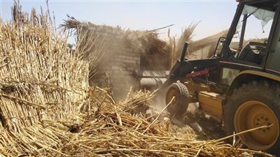 إزالة 5 حالات تعدي على أراضي حماية النيل بسوهاج 