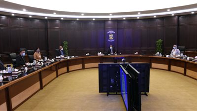 رئيس الوزراء يتابع التحضيرات الخاصة باستضافة مصر لمؤتمر تغير المناخ 