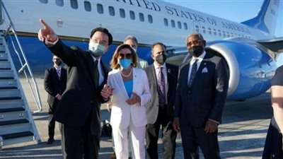 زيارة تايوان ليست السبب.. 3 عقود من الأزمات بين بيلوسي والصين