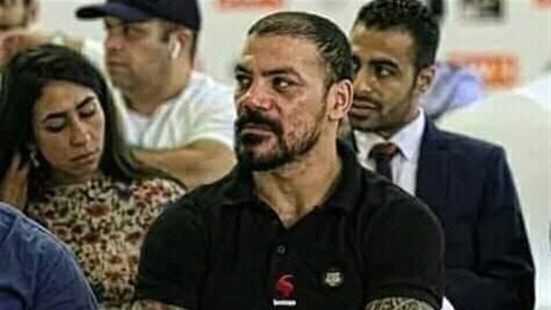 عمرو زكي