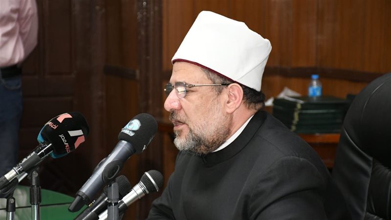  وزير الأوقاف الدكتور